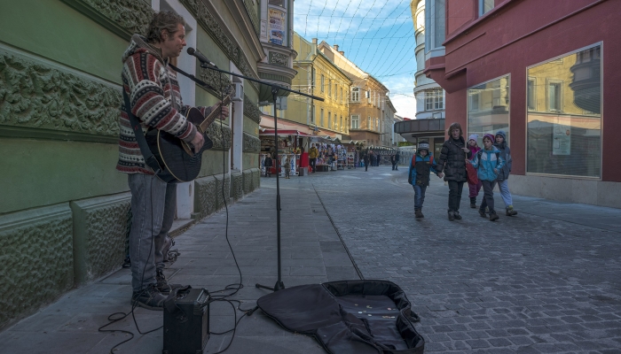 Ulična fotografija - Celjska kulturnica V Celu dogaja