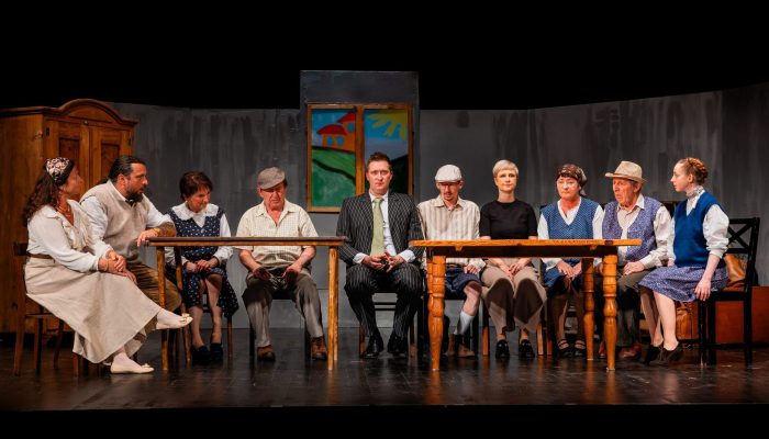 Goli pianist – Dan žena