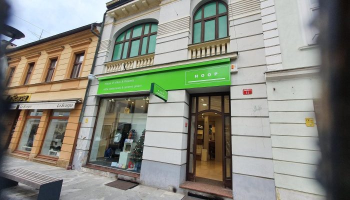 Knjigarna HOOP : otroške bralne urice