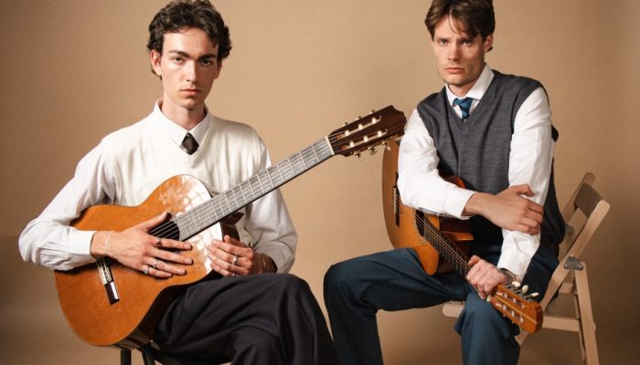 Domen in Aleksij akustik